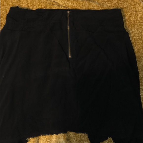 Free People NEVER WORN black skirt ! - Picture 2 of 5